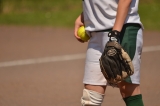 Best Fastpitch Softball Glove for Small Hands